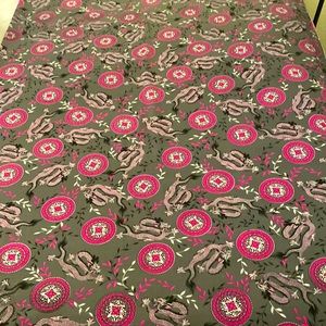 Beautiful Polyester Fabric  3 .4 yards   60 inches wide